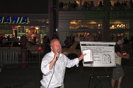 New York, NY - August 23: Rev. Shawn Holes does open air preaching on Union Square.  Taken August 23rd, 2008 in New York City. のeditorial素材