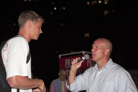 New York, NY - August 23: Rev. Shawn Holes "right" does open air preaching on Union Square.  Taken August 23rd, 2008 in New York City. のeditorial素材