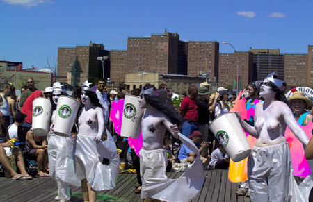 Brooklyn, NY - June 23: Participants of the annual Coney Island Mermaid Parade.  Image taken June, 23rd, 2007, Brooklyn, NY.のeditorial素材