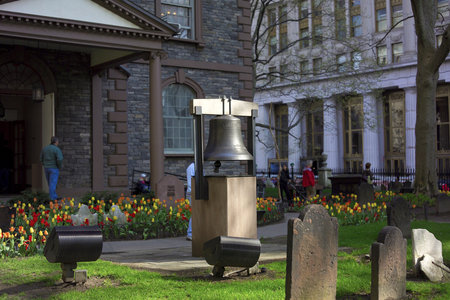 Bell of Hope inside Trinity Church cemetery in New York City, USAのeditorial素材