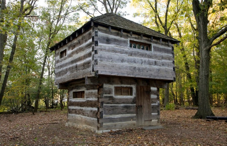 A reconstructed Revolutionary War encampment soldiers hut  in Fort Lee Historic park New Jersey.のeditorial素材