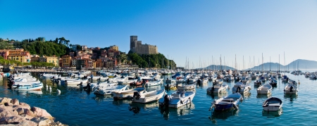 view of Lerici in Liguria with houses, Castle, boats and the blue mediterranean seaのeditorial素材