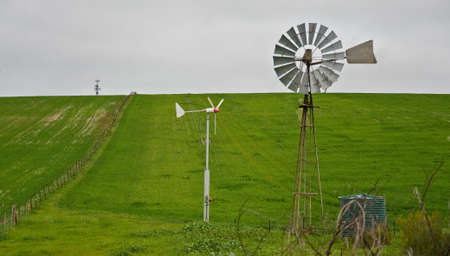 hill and grass in the australian landscape, south australiaの写真素材