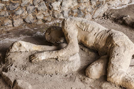 body shapes of victims after the vesuvius eruptions, Pompeii, Italyのeditorial素材