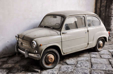 old white italian car, Fiat Seicentoのeditorial素材