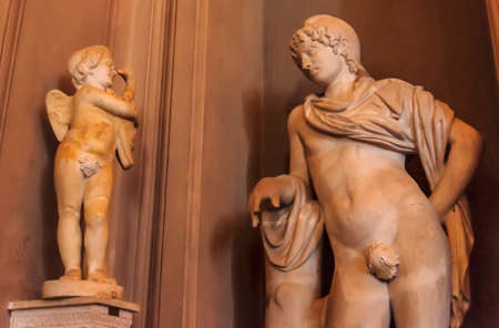 Art and Sculpture at Vatican Museum, Vatican Cityのeditorial素材