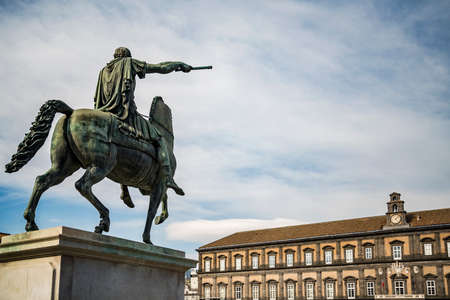 Equestrian Statue outside of the Royal palace of Naples, Italyのeditorial素材