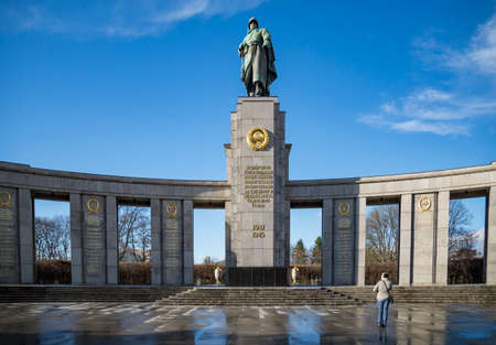 Soviet War Memorial in Berlin Tiergarten, Germany. Monument Of Soviet Soldiersの写真素材
