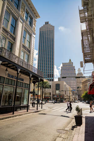 NEW ORLEANS - OCTOBER 18, 2016: people on the street near the famous Canal Street on October 10, 2016 in New Orleans, LAのeditorial素材