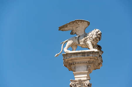 Marble statue depicting the Lion of San Marco in Padovaの写真素材