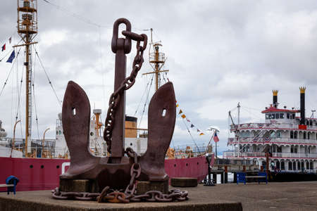 Astoria, Oregon, United States - September 9, 2019: Metal Anchor at the marina on Columbia River during a cloudy summer morning.のeditorial素材