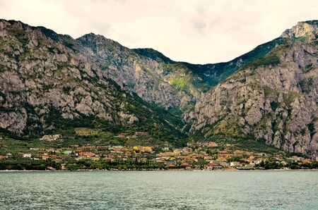 lake garda overview wiht clouds in the sky photoの写真素材