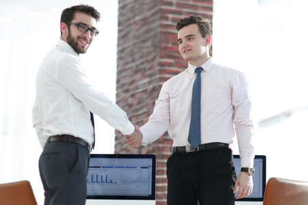 welcome handshake Manager and client