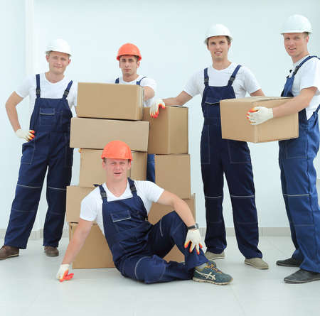 foreman and team builders with boxes