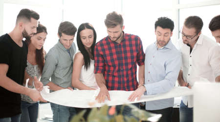 customers are discussing with designers the new project