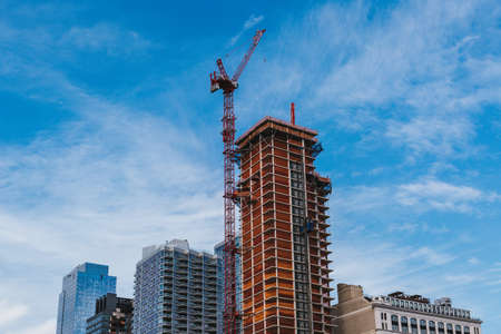 Building with Cranes, Midtown Manhattan, New York City, United Statesのeditorial素材