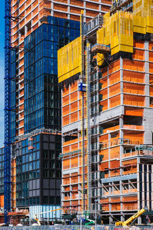 Building with Cranes, Midtown Manhattan, New York City, United Statesのeditorial素材