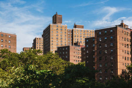 The elevated view from The High Line down West 26th Street, New York, USAのeditorial素材