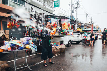 People and Tourists Join Songkran Water Festival In the middle of Chiang Mai | APR 13, 2013 | EDI CHENのeditorial素材
