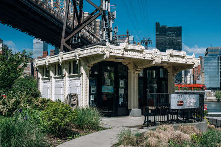 New York City - USA - May 15 2019: Visitor Center of Roosevelt Islandのeditorial素材