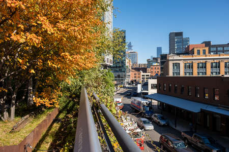 New York City - USA - Oct 24 2019: Fall foliage color of High Line Park Chelsea in Midtown Manhattanのeditorial素材