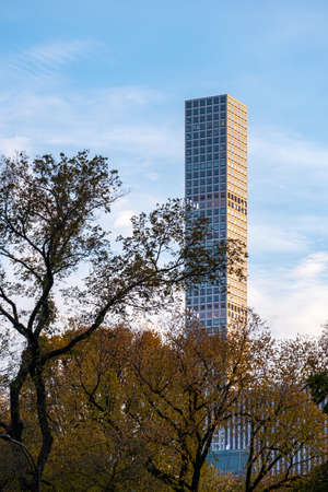 New York City - USA - Oct 25 2019: Fall foliage color of Central Park in Manhattanのeditorial素材