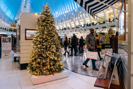 New York City - USA - Dec 6 2019: The Market at Westfield WESTFIELD World Trade Center Oculus in Christmas holiday seasonのeditorial素材