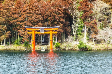 Hakone  jina  Shrine at Japan   The lake during the winter   The lake during the winter のeditorial素材