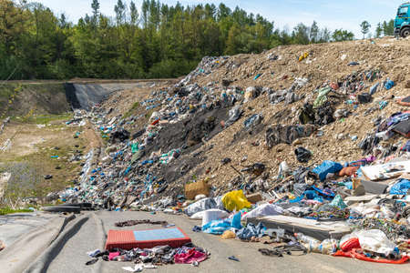 incision landfill with insulation on the bottom layerの写真素材
