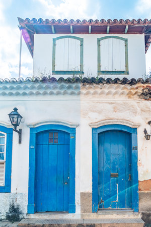 house facades of small towns in south americaの写真素材