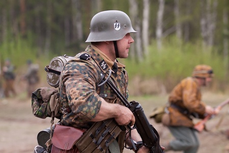 ST. PETERSBURG, RUSSIA - MAY 12: Historical reenactment of the combats in may 1945 in Czechoslovakia on May 12, 2013 in St. Petersburg, Russia.
のeditorial素材