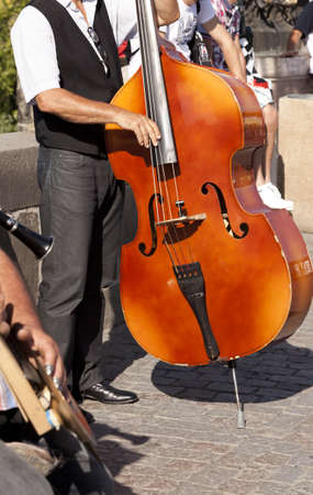 Artists and musicians playing at the Charles Bridge in Pragueの写真素材