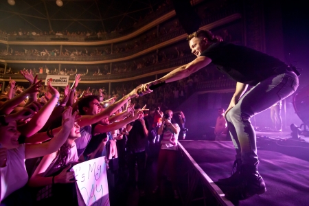 Coliseu dos Recreios, Lisbon, Portugal - June 11, 2012 - Imagine Dragons performs liveのeditorial素材
