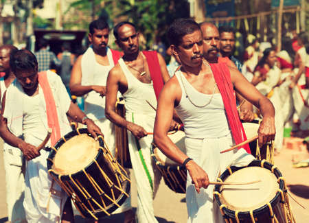 India. Kerala. Drummers on religious ceremony.のeditorial素材