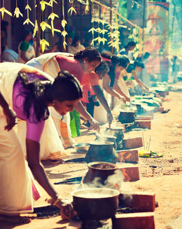 India. Kerala. Cooking women. Religious festival.のeditorial素材