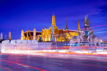 Traffic near Wat Phra Kaew (Temple of Emerald Buddha) and Grand Palace, Bangkok, Thailand.の写真素材