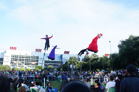 Houston, Texas - Sep 20 - Sep 22 2013   Australias Strange Fruit brings theater, dance and the circus to the Jones Lawn, Discovery Green のeditorial素材
