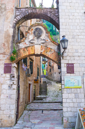 KOTOR, MONTENEGRO - JULY 15, 2014: The narrow hilly street is the main entrance to the Fortress of St John, on July 15 in Kotor.のeditorial素材