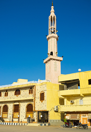 The scenic mosque with the high minaret, located in the central district of Luxor, Egypt.の写真素材