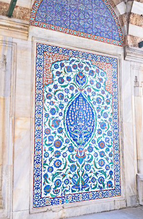 ISTANBUL, TURKEY - JANUARY 13, 2015: The tiled panel on the facade of Tomb of Sultan Selim II with the colorful flower pattern, on January 13 in Istanbul.のeditorial素材