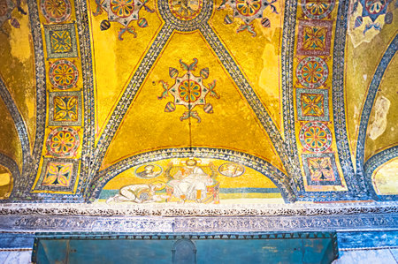 ISTANBUL, TURKEY - JANUARY 13, 2015: The mosaic decoration of the ceiling at the mperial gate of Hagia Sophia, on January 13 in Istanbul.のeditorial素材