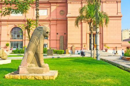 CAIRO EGYPT  OCTOBER 9 2014: The statue of lion decorates the garden of the Egyptian museum on October 9 in Cairo.のeditorial素材