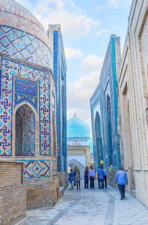 SAMARKAND, UZBEKISTAN - May 1, 2015: The Shah-i-Zinda architectural complex is famous for the unusual decorated ancient mausoleums and mosques, located on the one narrow street, on May 1 in Samarkand.のeditorial素材