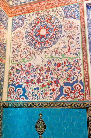 SAMARKAND, UZBEKISTAN - MAY 1, 2015: The colorful floral decoration in mausoleum of Kusam-ibn-Abbas, the cousin of Prophet Muhammad, on May 1 in Samarkand.のeditorial素材