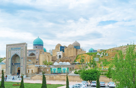 The Shah-i Zinda complex located on the hilly area and consists of three groups of Mausoleums, Samarkand, Uzbekistan.のeditorial素材
