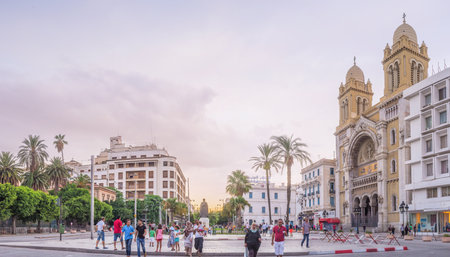 TUNIS, TUNISIA - AUGUST 30, 2015: The Independance Square with it seuropean architecture is one of the important centers of the city life, on August 30 in Tunis.のeditorial素材