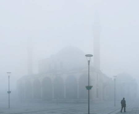 The Selimiye Mosque covered by the hard winter mist, Konya, Turkey.のeditorial素材
