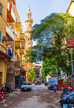 CAIRO, EGYPT - OCTOBER 12, 2014: The routes of those travelers, who want to discover the landmarks of islamic Cairo lie through the poor districts, on October 12 in Cairo.のeditorial素材