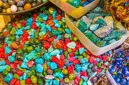 The red and green coralls, turquoise, lapis lazuli and other jewelry stones are the favorite tourist souvenirs in Eastern countries, Jerusalem, Israel.のeditorial素材