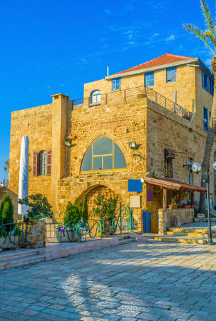 The scenic stone house in the old Jaffa with tiny green garden next to it, Tel Aviv, Israel.のeditorial素材